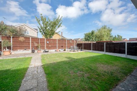 3 bedroom Semi-detached house for sale in Mercia Gardens, Bourne, PE10