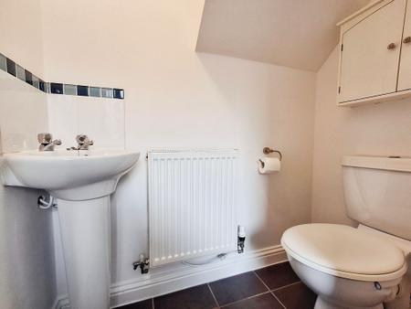 3 bedroom Semi-detached house for sale in Hawk Crescent, Bourne, PE10