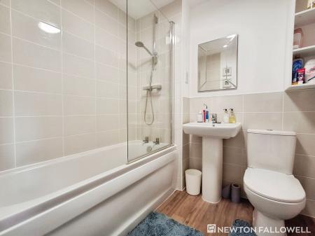 2 bedroom End of terrace house for sale in Taunton Road, Bourne, PE10