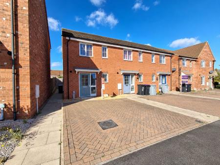 2 bedroom End of terrace house for sale in Taunton Road, Bourne, PE10