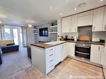 2 bedroom End of terrace house for sale in Taunton Road, Bourne, PE10