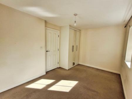 2 bedroom End of terrace house for sale in Warwick Close, Bourne, PE10