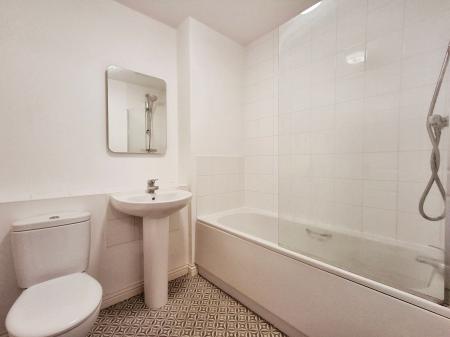 2 bedroom Terraced House to let in Great Northern Gardens, Bourne, PE10