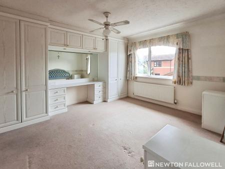 4 bedroom Detached house for sale in Mountbatten Way, Bourne, PE10