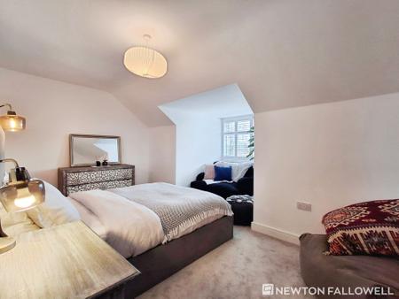 4 bedroom Semi-detached house to let in Orchard Way, Corby Glen, NG33
