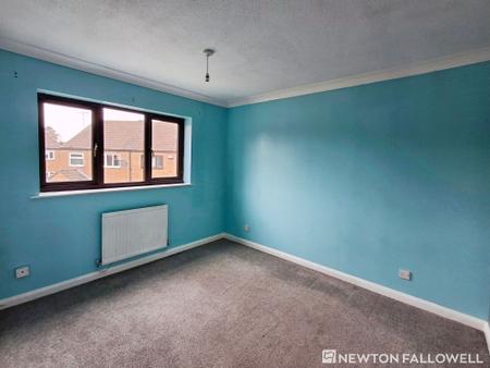 3 bedroom Semi-detached house for sale in Essex Way, Bourne, PE10
