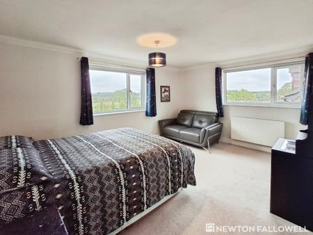 4 bedroom Detached house for sale in Lound Road, Toft, PE10