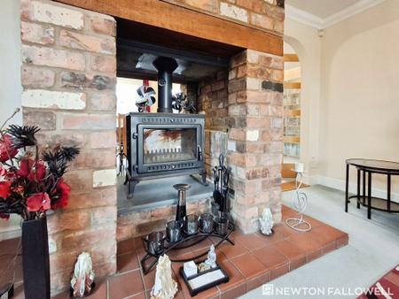 4 bedroom Detached house for sale in Lound Road, Toft, PE10