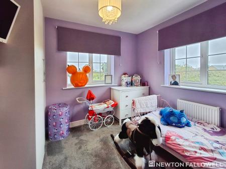 4 bedroom Detached house for sale in Spa Chase, Bourne, PE10
