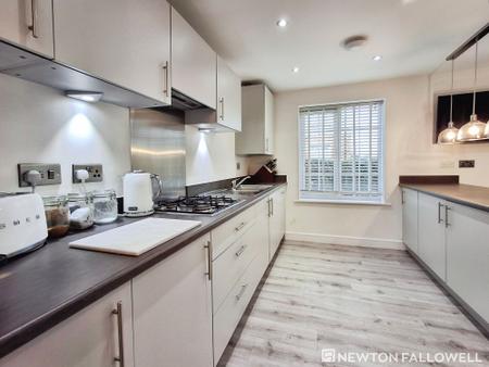 4 bedroom Detached house for sale in Spa Chase, Bourne, PE10