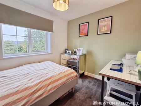 4 bedroom Detached house for sale in Spa Chase, Bourne, PE10