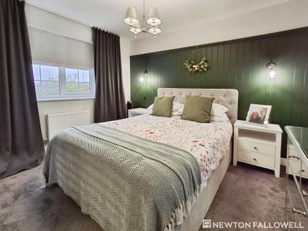4 bedroom Detached house for sale in Spa Chase, Bourne, PE10