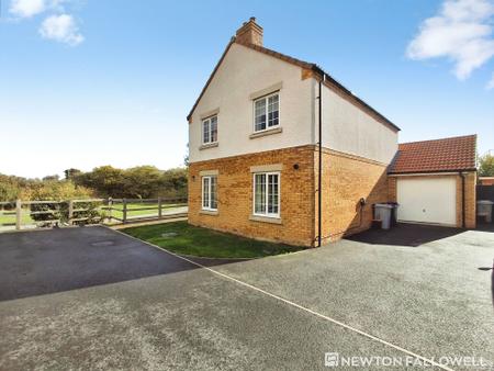 4 bedroom Detached house for sale in Spa Chase, Bourne, PE10