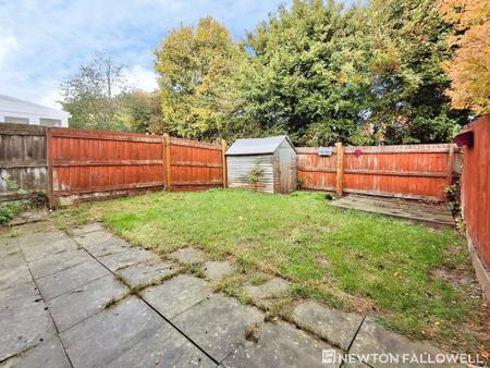 3 bedroom Semi-detached house for sale in Newbury Crescent, Bourne, PE10