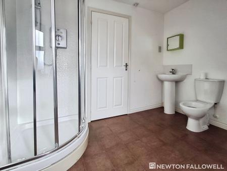 3 bedroom Semi-detached house for sale in Newbury Crescent, Bourne, PE10