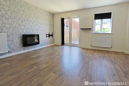 2 bedroom Semi-detached house to let in Bath Close, Bourne, PE10