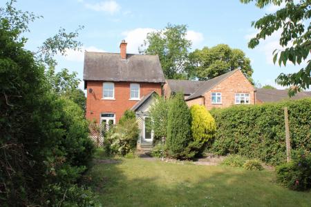 3 bedroom Detached house for sale in Albert Street, Brigg, DN20