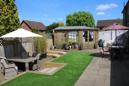 4 bedroom Detached house for sale in Archers Close, Wrawby, DN20