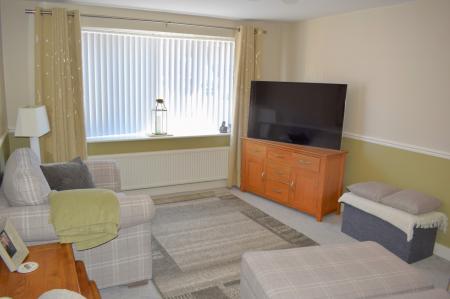 4 bedroom Detached house for sale in Archers Close, Wrawby, DN20