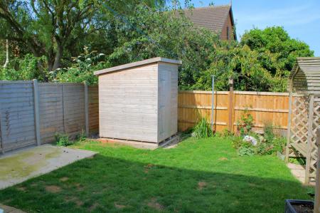 2 bedroom Semi-detached house for sale in Birch Way, Barnetby, DN38