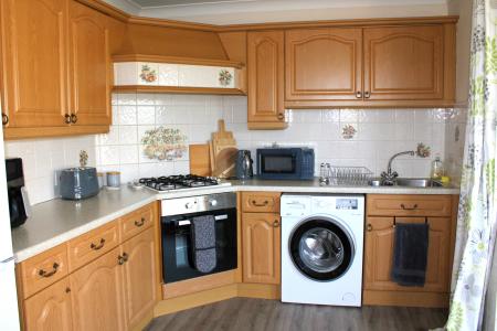 2 bedroom Semi-detached house for sale in Birch Way, Barnetby, DN38