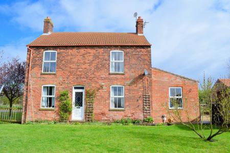 3 bedroom Detached house for sale in Carr Road, North Kelsey, LN7