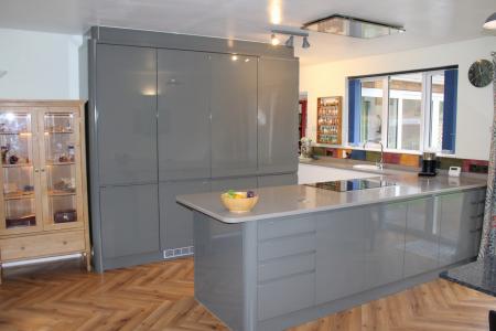 2 bedroom Bungalow for sale in Church Lane, Saxby All Saints, DN20