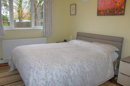 2 bedroom Bungalow for sale in Church Lane, Saxby All Saints, DN20