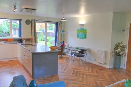 2 bedroom Bungalow for sale in Church Lane, Saxby All Saints, DN20