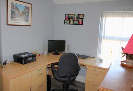 4 bedroom Detached house for sale in Cooks Lane, Nettleton, LN7