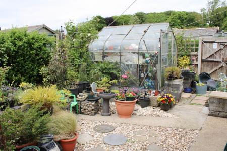 3 bedroom Semi-detached house for sale in Council Villas, Melton Ross, Barnetby, DN38