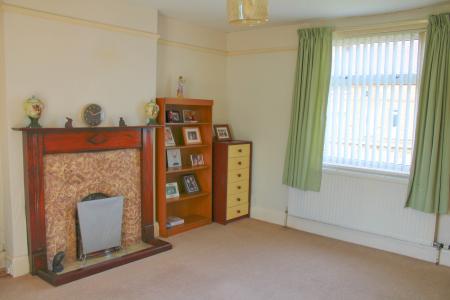 3 bedroom Detached house for sale in Grammar School Road, Brigg, DN20