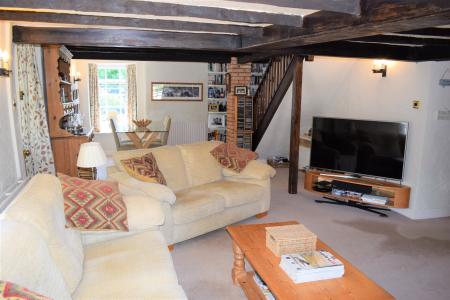 4 bedroom Cottage for sale in High Street, Snitterby, DN21