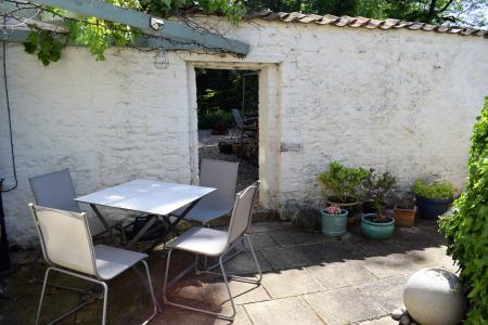 4 bedroom Cottage for sale in High Street, Snitterby, DN21