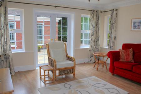 5 bedroom Detached house for sale in Kirton Road, Greetwell, DN20