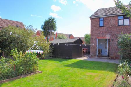 3 bedroom Semi-detached house for sale in Mill Close, Scawby Brook, DN20