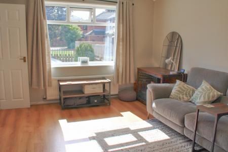 3 bedroom Semi-detached house for sale in Mill Close, Scawby Brook, DN20