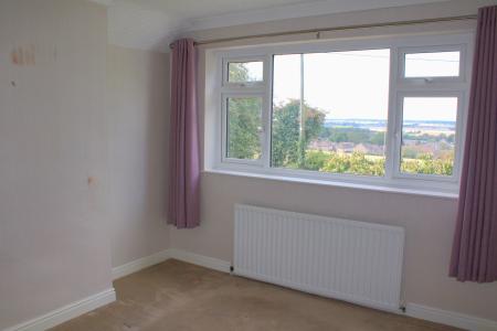 3 bedroom Semi-detached house for sale in North Cliff Road, Kirton Lindsey, DN21