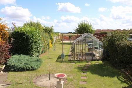 3 bedroom Semi-detached house for sale in North Cliff Road, Kirton Lindsey, DN21