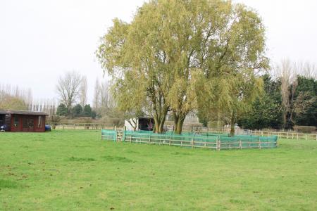 4 bedroom Equestrian facility for sale in North Kelsey Moor, Market Rasen, LN7