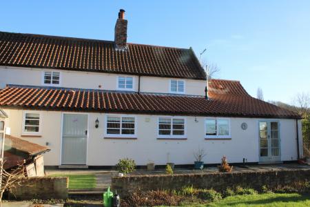 2 bedroom Semi-detached house for sale in Saxby-all-Saints, Brigg, Brigg, DN20