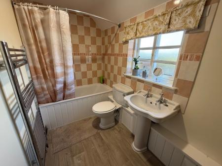 2 bedroom Semi-detached house for sale in Saxby-all-Saints, Brigg, Brigg, DN20