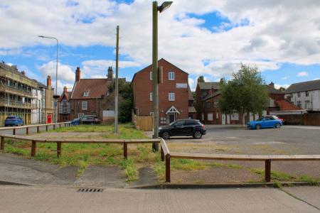 0 bedroom Land (Residential) for sale in Springs Way, Brigg, DN20