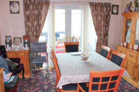 3 bedroom Detached house for sale in Westwood, Broughton, DN20