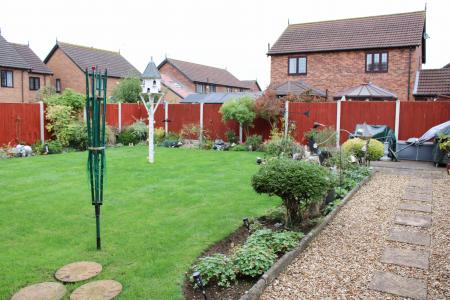 4 bedroom Detached house for sale in Woodland View, Barnetby, DN38