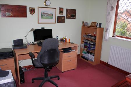 4 bedroom Detached house for sale in Woodland View, Barnetby, DN38