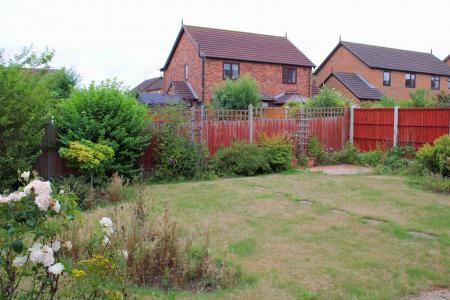 3 bedroom Detached house for sale in Woodland View, Barnetby, DN38