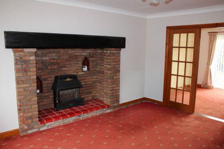 3 bedroom Detached house for sale in Woodland View, Barnetby, DN38