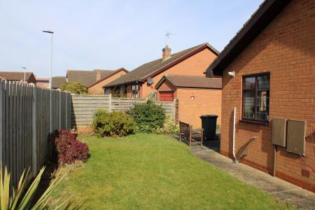 3 bedroom Detached bungalow for sale in Woods Meadow, Hibaldstow, DN20