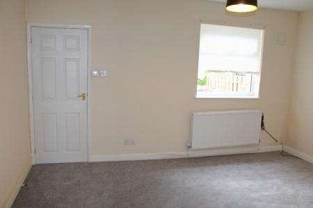 2 bedroom Terraced House for sale in Queen Street, Brigg, DN20